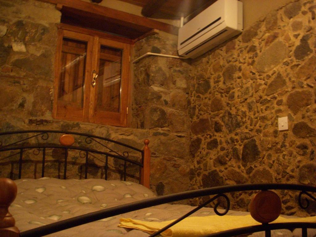 Patriko Traditional House กาโกเปเตรีย ภายนอก รูปภาพ